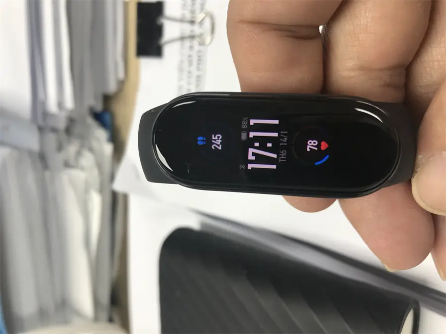 Khách hàng review Vòng đeo tay thông minh Mi Band 5 1