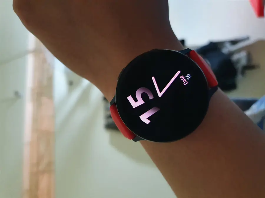 Khách hàng review Đồng hồ thông minh Samsung Galaxy Watch Active 2 44mm Đen 2