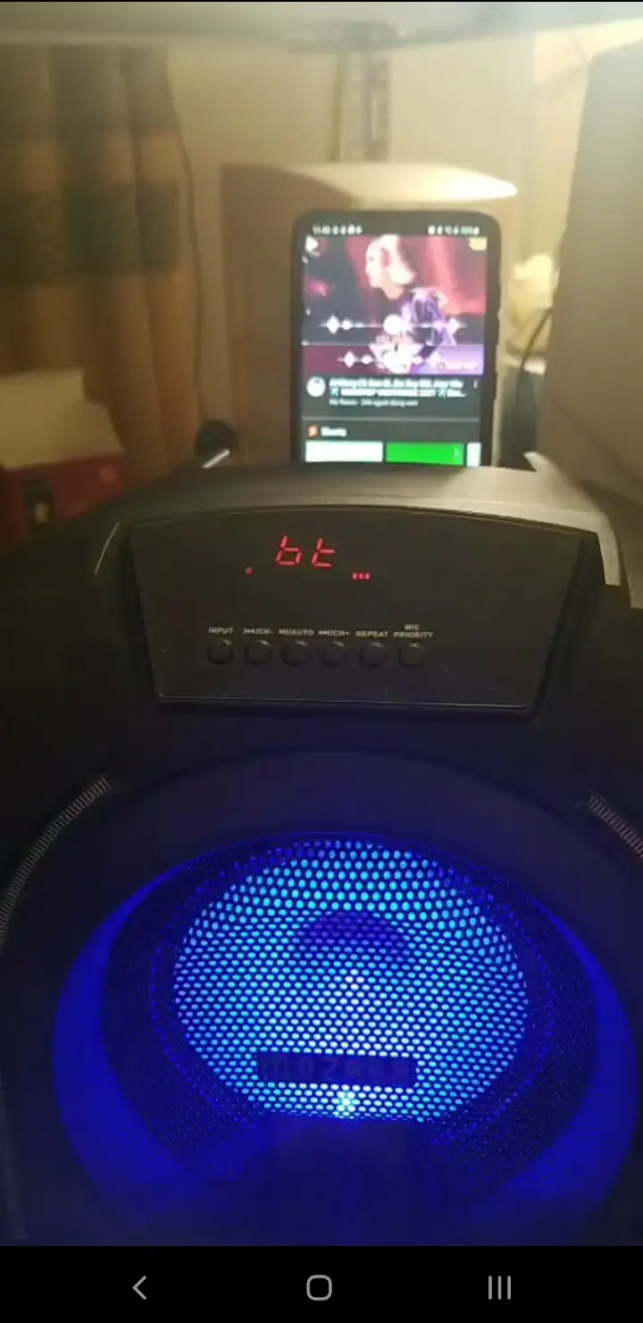 Khách hàng review Loa Kéo Bluetooth Mozard L0629K Đen Xám 5
