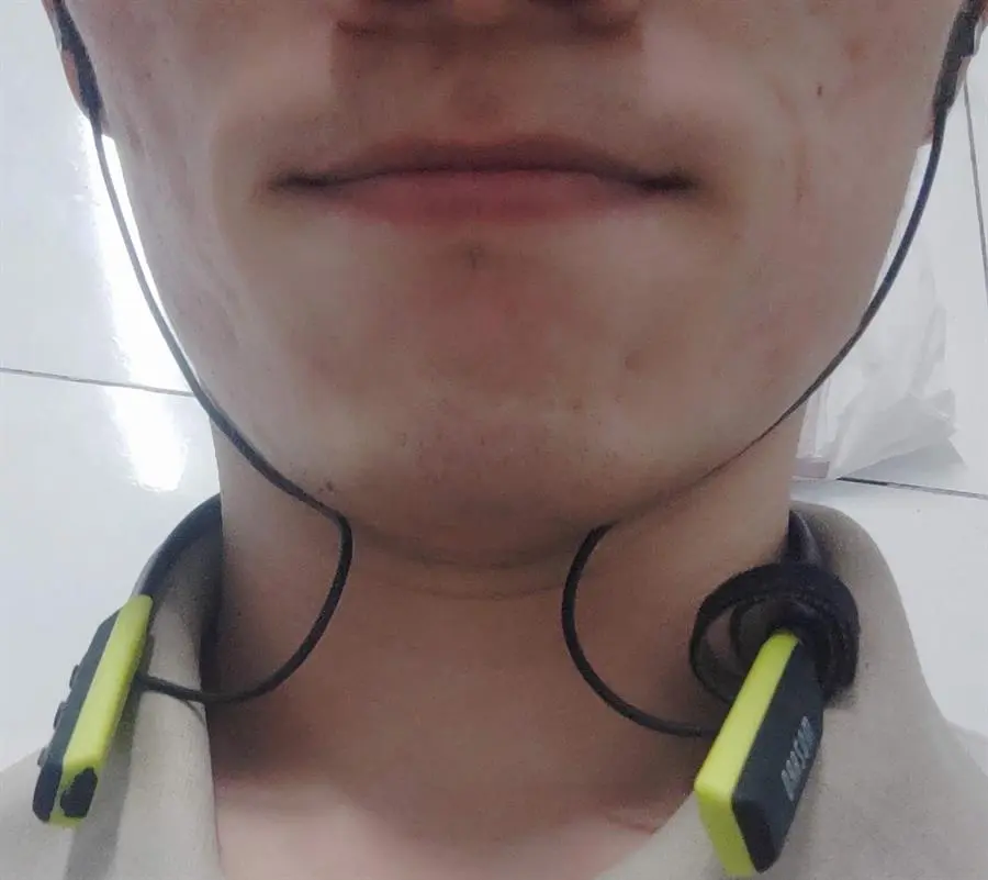 Khách hàng review Tai nghe Bluetooth Mozard Flex4 4