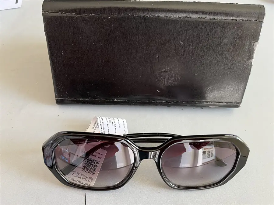 Khách hàng review Mắt kính thời trang Nữ Calvin Klein CK18535S_55_001 1