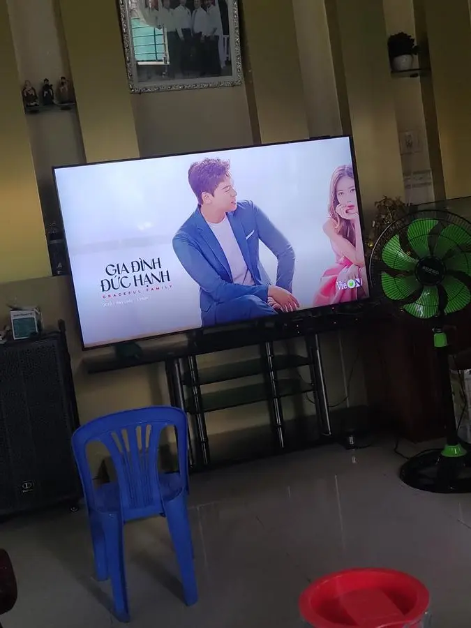 Khách hàng review Smart Tivi QLED 4K 65 inch Samsung QA65Q65A 9