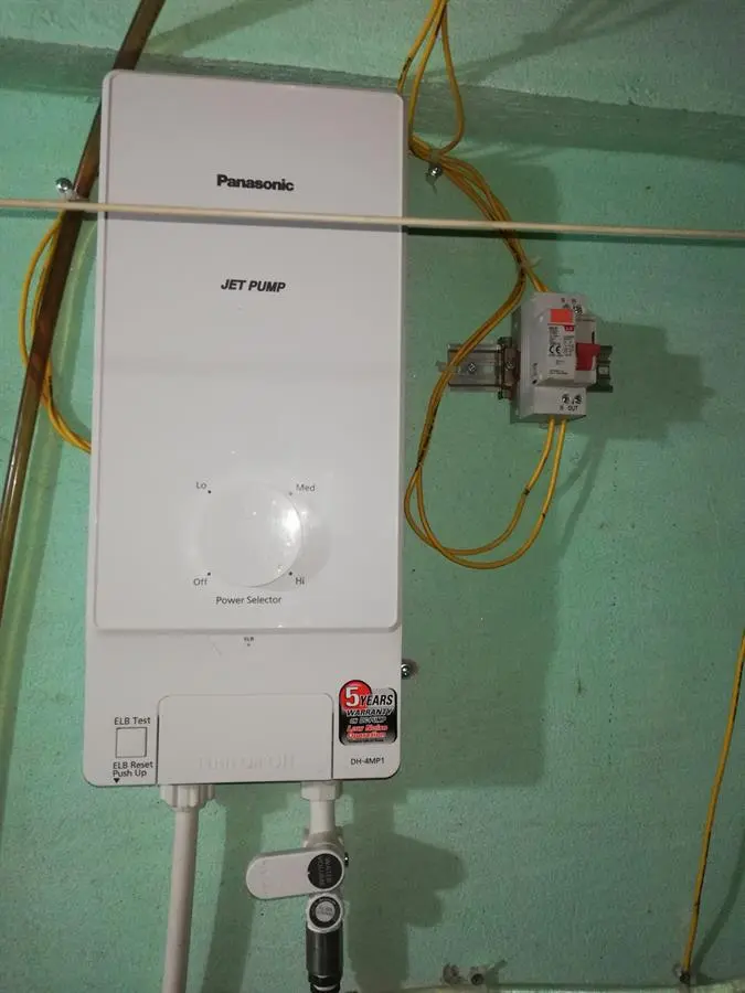 Khách hàng review Máy nước nóng trực tiếp Panasonic 4500W DH-4MP1VW 1
