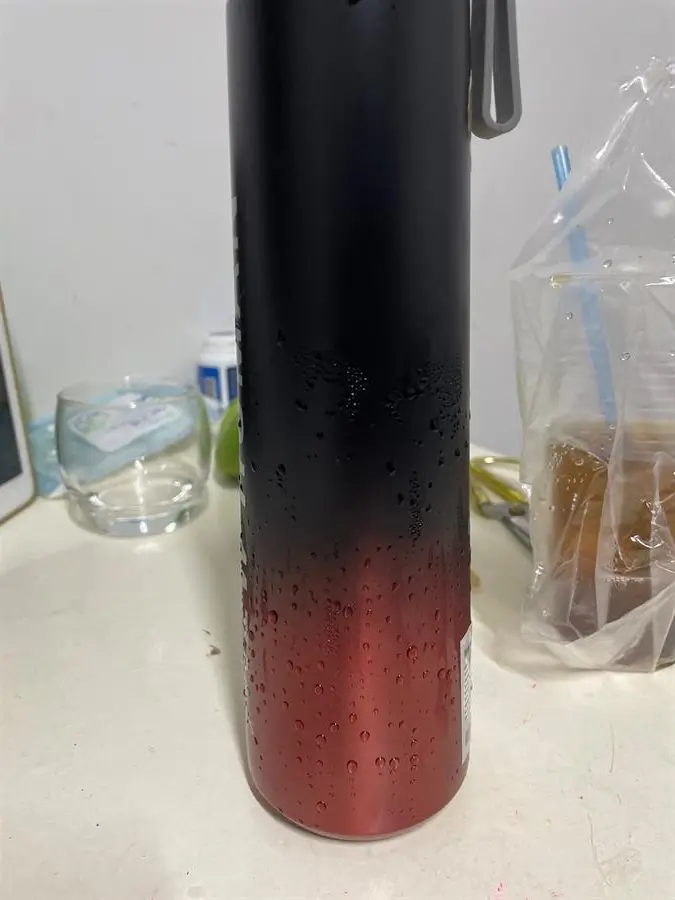 Khách hàng review Bình giữ nhiệt inox 560 ml Delites K560B72 Đen đỏ 7