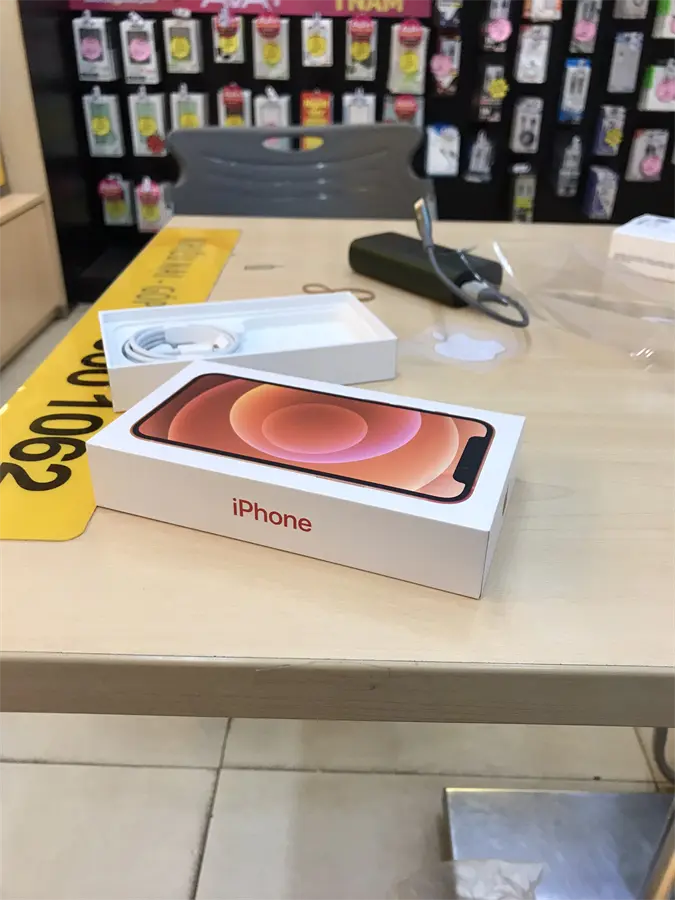 Khách hàng review Điện thoại iPhone 12 mini 64GB 4