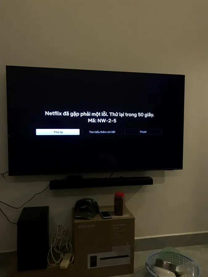 Khách hàng review Smart Tivi Samsung 4K Crystal UHD 65 inch UA65AU8100 40
