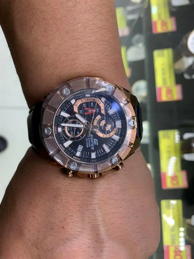 Khách hàng review Đồng hồ EDIFICE CASIO 48.4 mm Nam EFR-569BL-1AVUDF 7