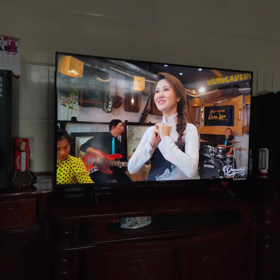 hách hàng review Android Tivi Sony 4K 50 inch KD-50X85J 6