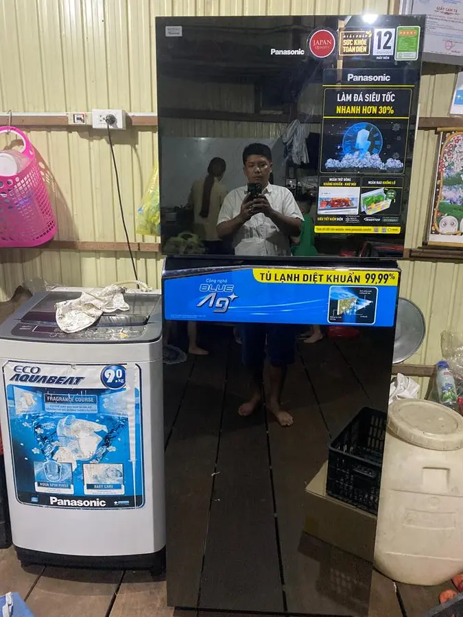 Khách hàng review Tủ lạnh Panasonic Inverter 366 lít NR-TL381VGMV 30