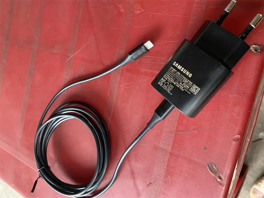 Khách hàng review Cáp Type C - Lightning 2m Xmobile CL-PD01-2000 2