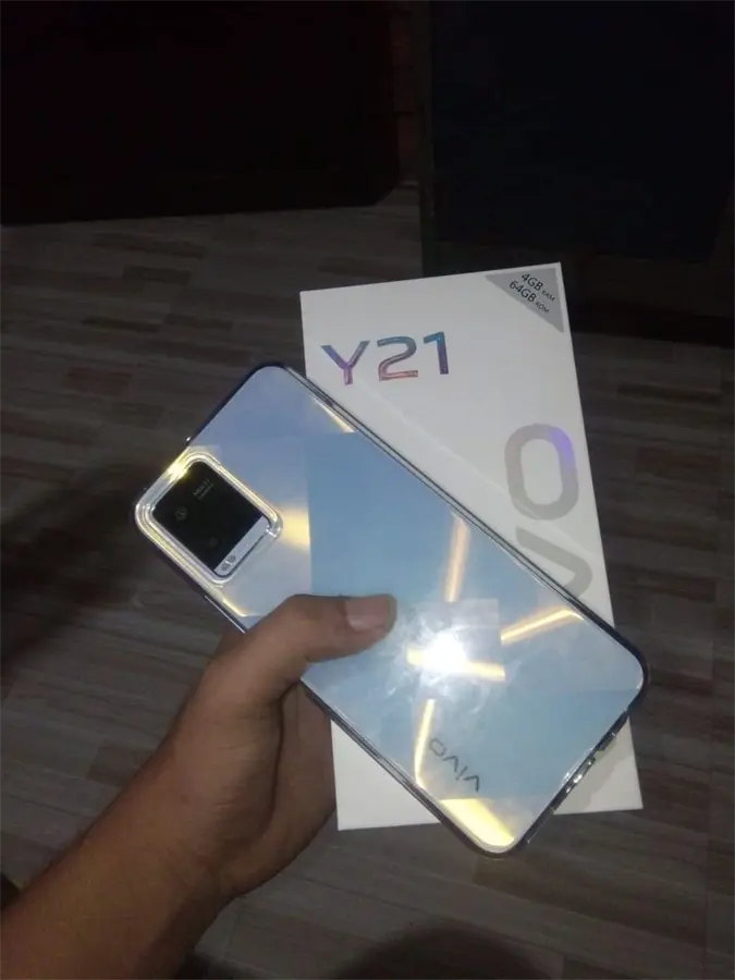 Khách hàng review Điện thoại Vivo Y21 6