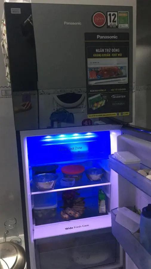 Khách hàng review Tủ lạnh Panasonic Inverter 268 lít NR-TV301VGMV 30