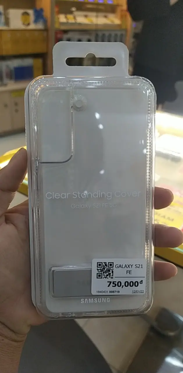 Khách hàng review Ốp lưng Samsung Galaxy S21 FE Nhựa dẻo Clear Standing Cover 1