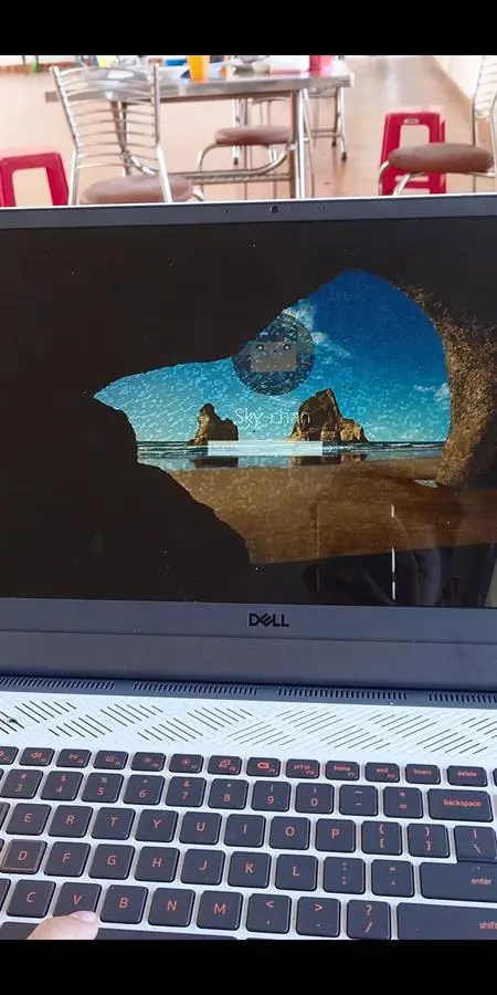 Khách hàng review Laptop Dell Gaming G15 5515 R5 5600H/8GB/256GB/4GB RTX3050/120Hz/OfficeHS/Win11 (P105F004CGR) 6