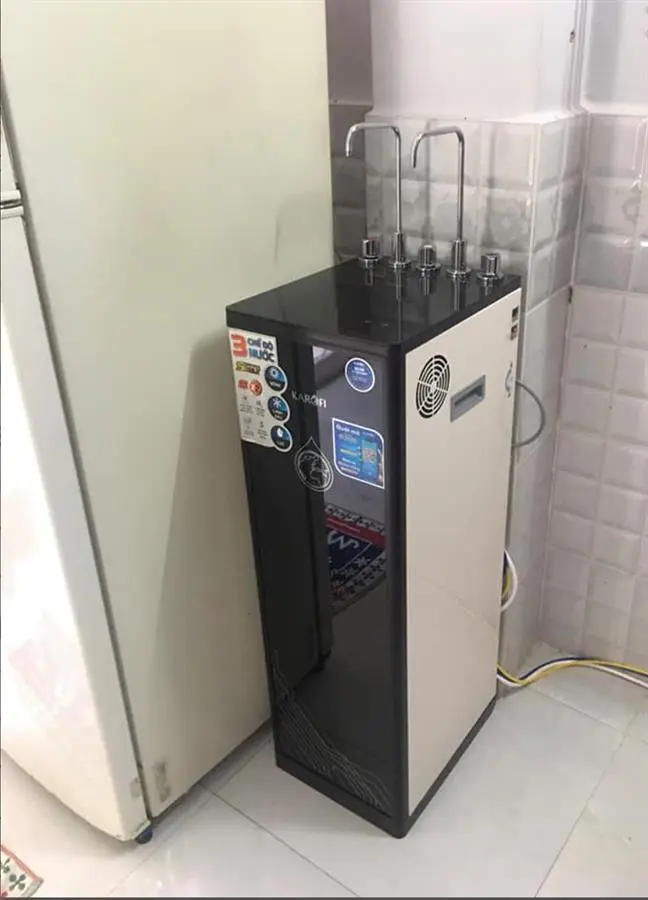 Khách hàng review Máy lọc nước RO nóng nguội lạnh Hydrogen Karofi KAD-D66 11 lõi 80