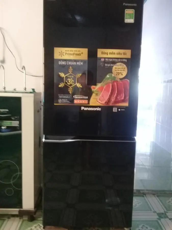 Khách hàng review Tủ lạnh Panasonic Inverter 255 lít NR-BV289QKV2 2