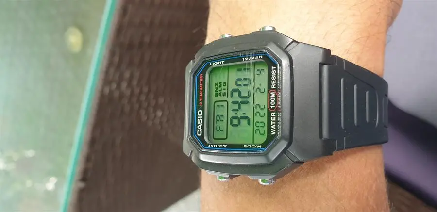 Khách hàng review Đồng hồ CASIO Timeless 36.8 mm Nam W-800H-1AVDF 16