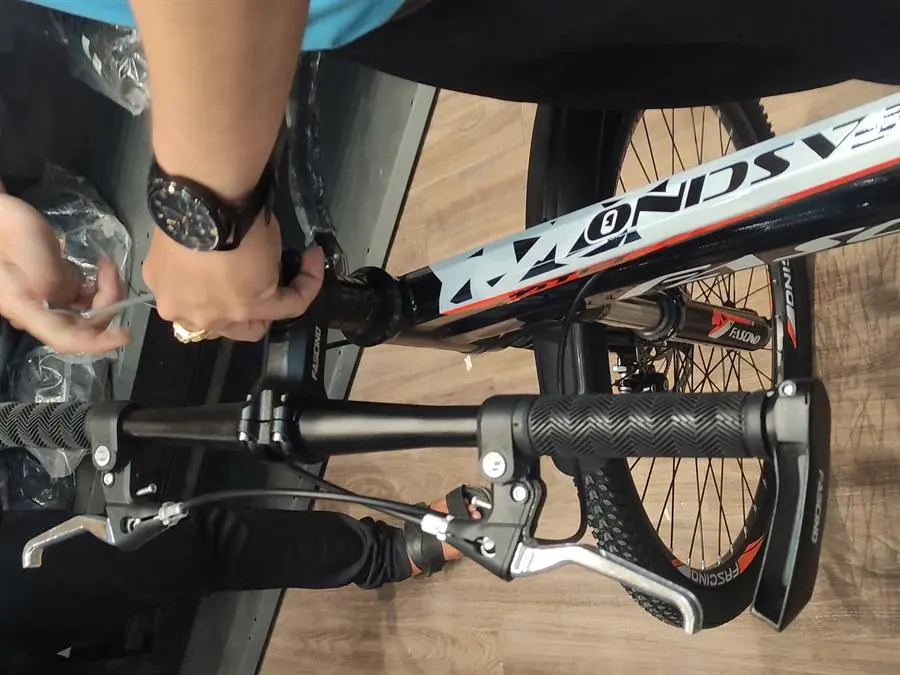 Khách hàng review Xe Đạp Địa Hình MTB Fascino FS-124 24 inch 3