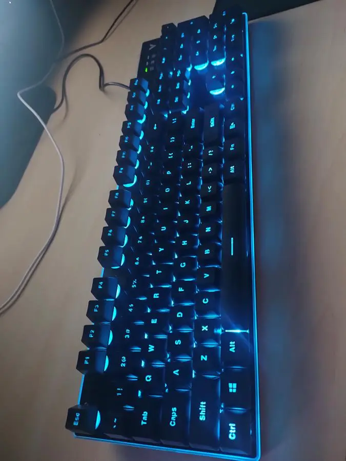 Khách hàng review Bàn Phím Có Dây Gaming Rapoo V58 Đen 2