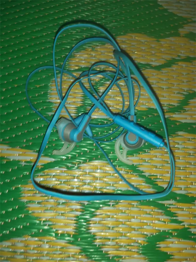 Khách hàng review Tai nghe Có Dây Kanen S40 3