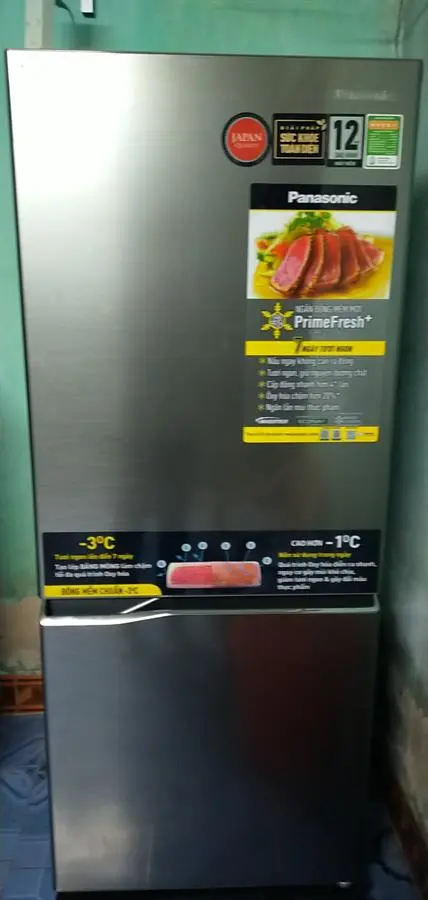 Khách hàng review Tủ lạnh Panasonic Inverter 255 lít NR-BV280QSVN 55
