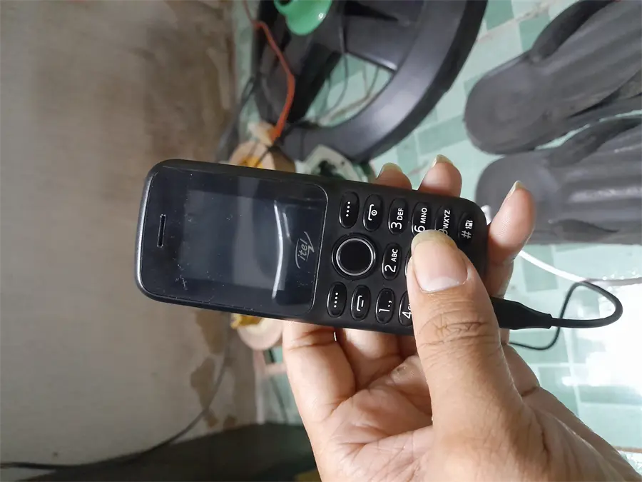 Khách hàng review Điện thoại Itel Value 100 4
