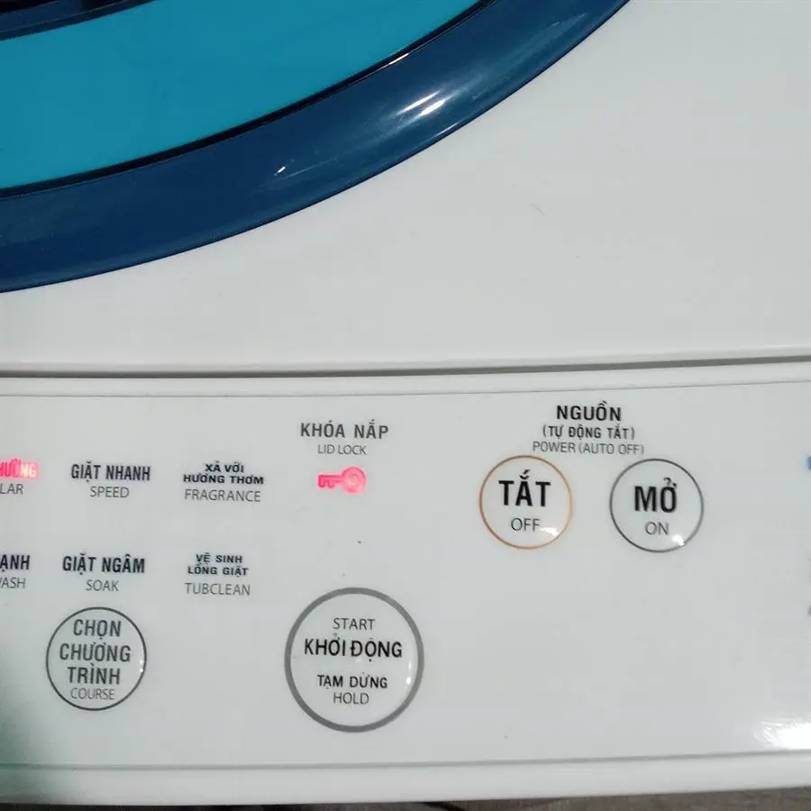 Khách hàng review Máy giặt Toshiba 8.2 kg AW-F920LV WB 4
