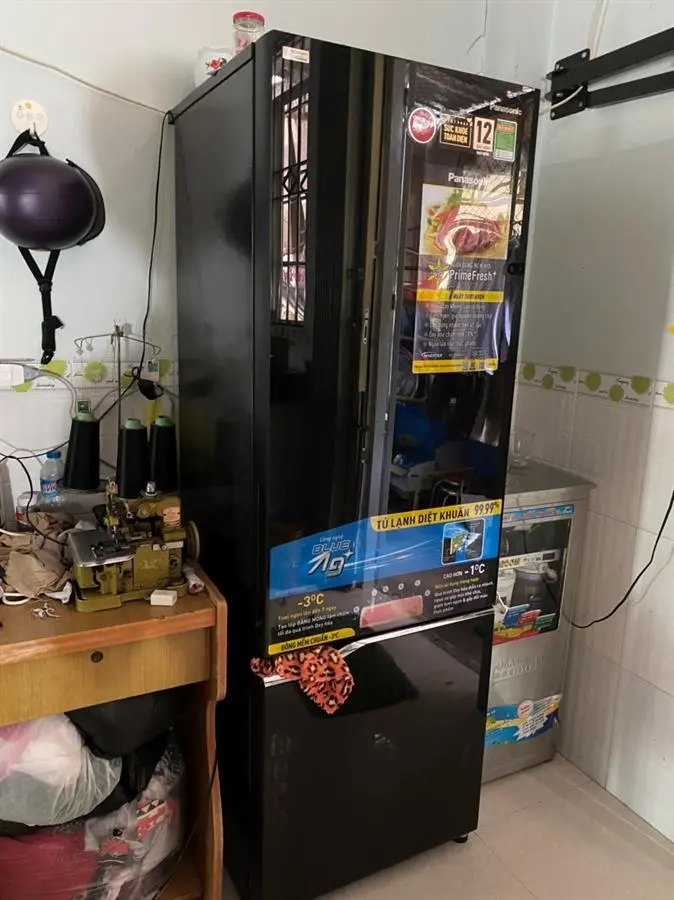 Khách hàng review Tủ lạnh Panasonic Inverter 322 lít NR-BV360GKVN 5