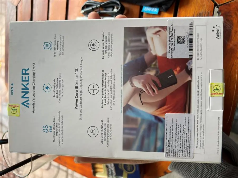 Khách hàng review Pin sạc dự phòng Polymer 10000mAh Type C PD 20W Anker PowerCore Slim A1244 4