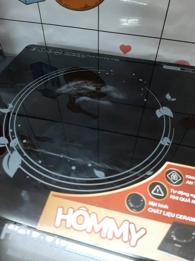 Khách hàng review Bếp từ Hommy XH-1322 3