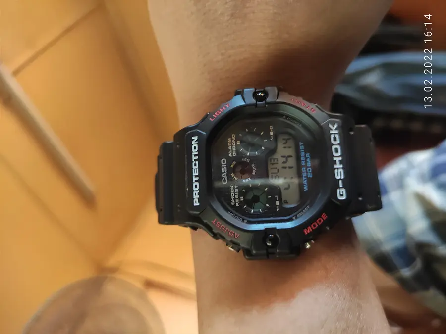 Khách hàng review Đồng hồ G-SHOCK 45.2 mm Nam DW-5900-1DR 1