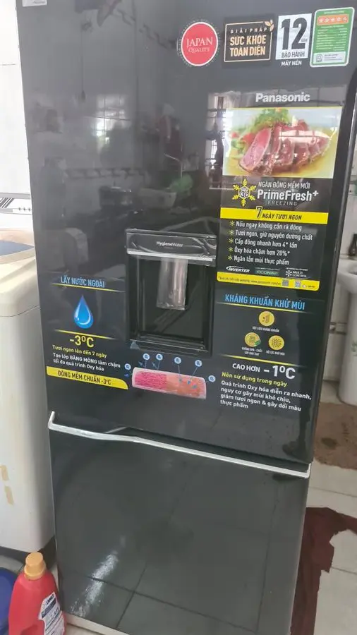 Khách hàng review Tủ lạnh Panasonic Inverter 255 lít NR-BV280WKVN 3