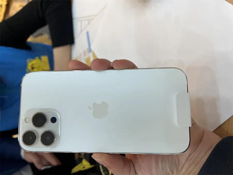 Khách hàng review Điện thoại iPhone 13 Pro Max 256GB 14