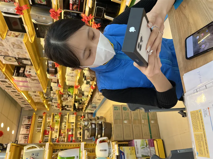 Khách hàng review Điện thoại iPhone 13 Pro Max 256GB 13