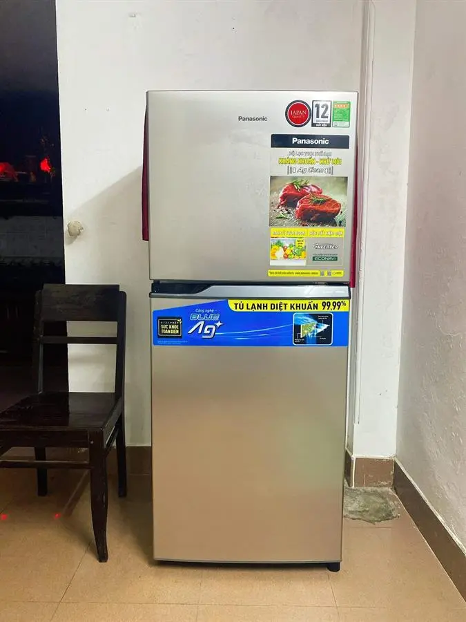Khách hàng review Tủ lạnh Panasonic Inverter 234 lít NR-TV261APSV 52