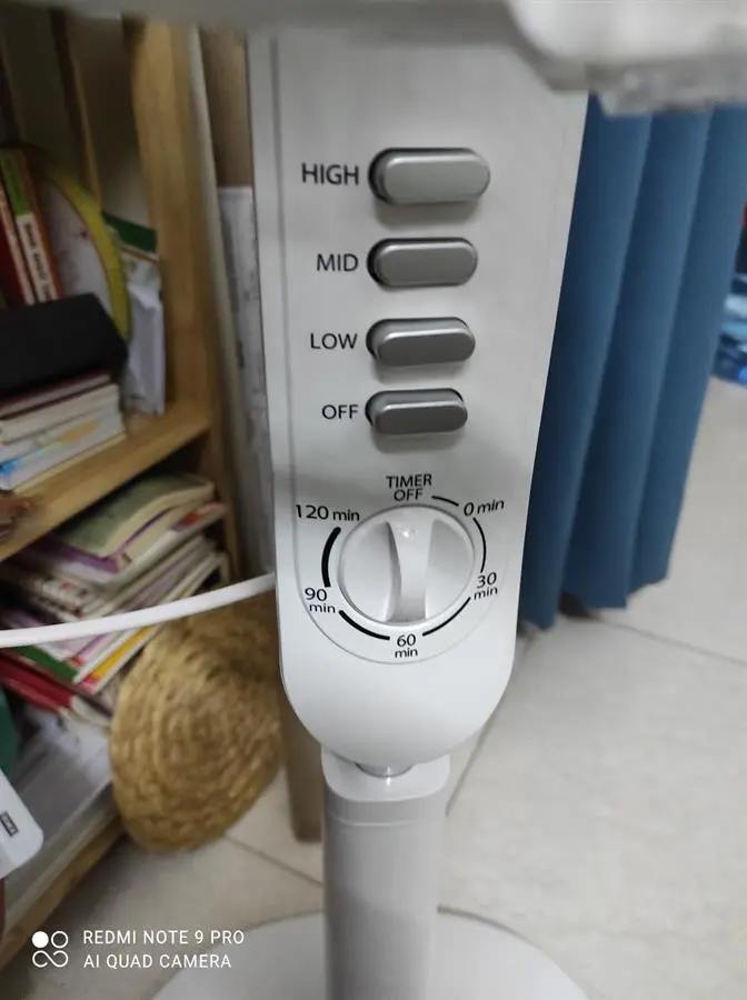 Khách hàng review Quạt đứng Toshiba 5 cánh F-LSA10(W)VN 50W 18