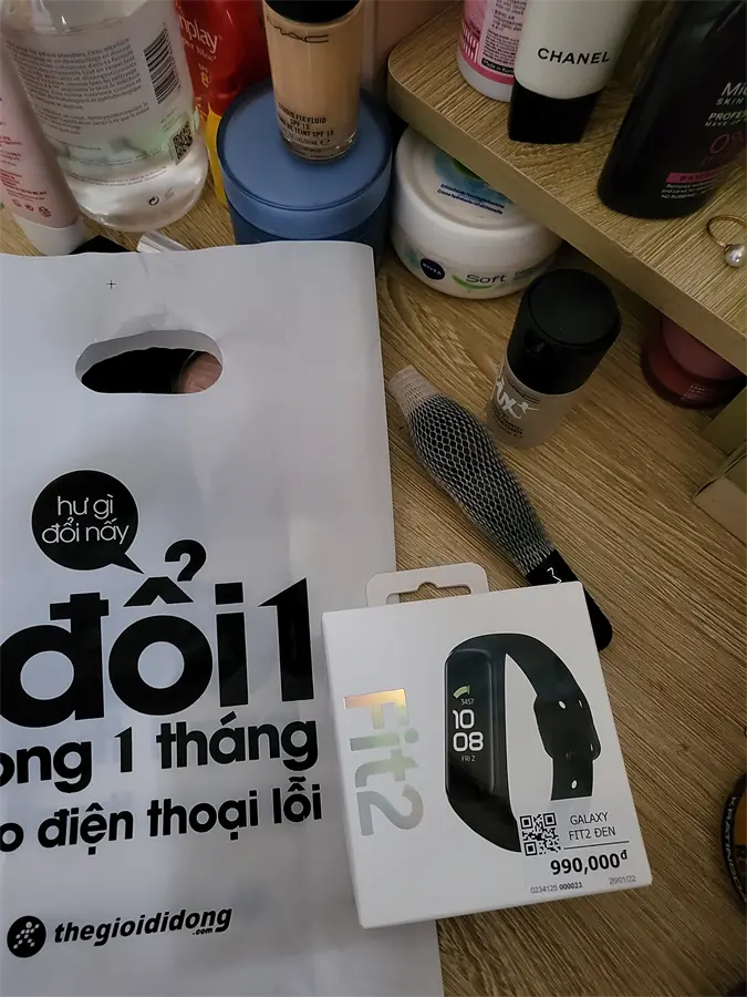 Khách hàng review Vòng tay thông minh Samsung Galaxy Fit2 Đen 4