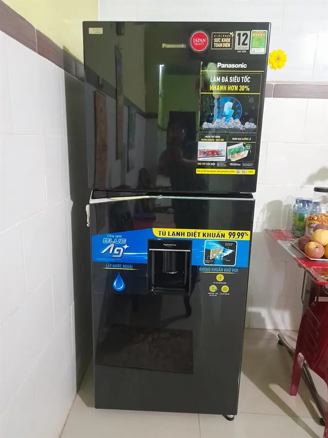 Khách hàng review Tủ lạnh Panasonic Inverter 326 lít NR-TL351GPKV 6