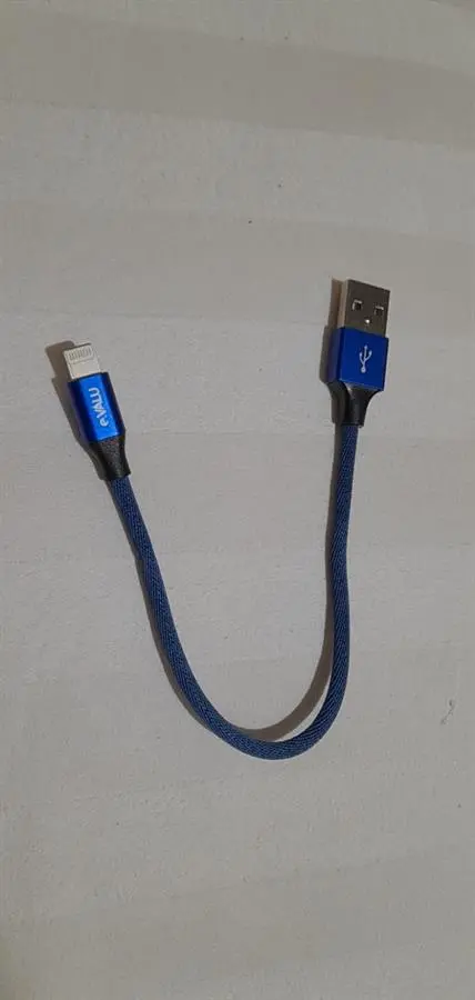 Khách hàng review Cáp Lightning 0.2m eValu LTL-02 3