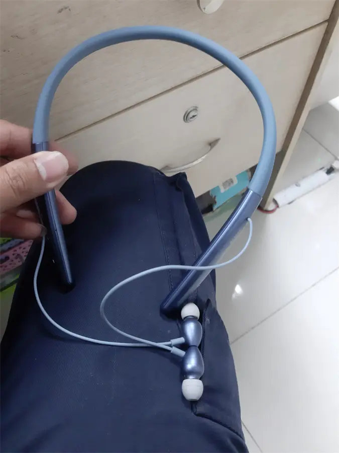 Khách hàng review Tai nghe Bluetooth Mozard Z7000A 5