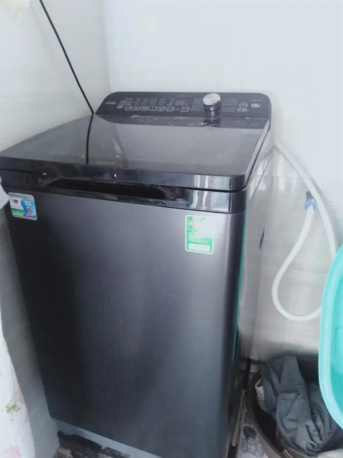 Khách hàng review Máy giặt Aqua 10 Kg AQW-FR101GT BK 3