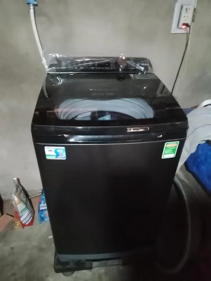 Khách hàng review Máy giặt Aqua 10.5 KG AQW-FR105GT BK 10
