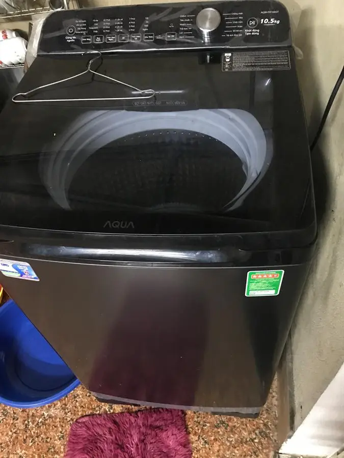 Khách hàng review Máy giặt Aqua 10.5 KG AQW-FR105GT BK 9