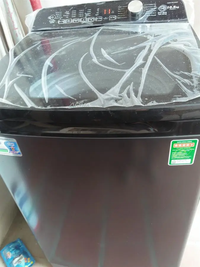 Khách hàng review Máy giặt Aqua 10.5 KG AQW-FR105GT BK 7