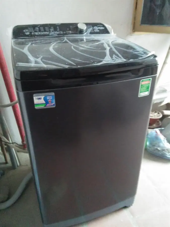 Khách hàng review Máy giặt Aqua 10.5 KG AQW-FR105GT BK 8