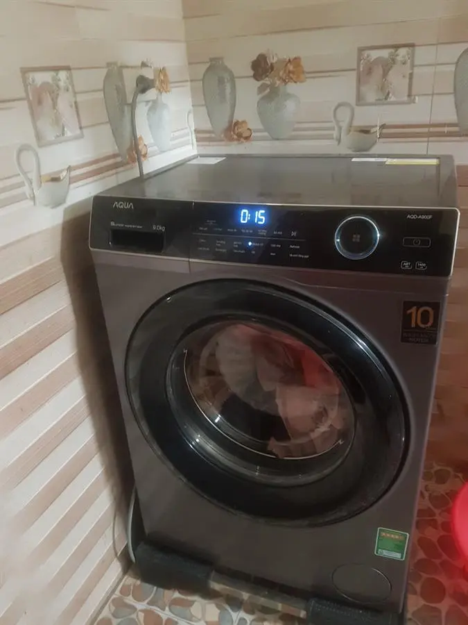 Khách hàng review Máy giặt Aqua Inverter 9.0 KG AQD-A900F S 10