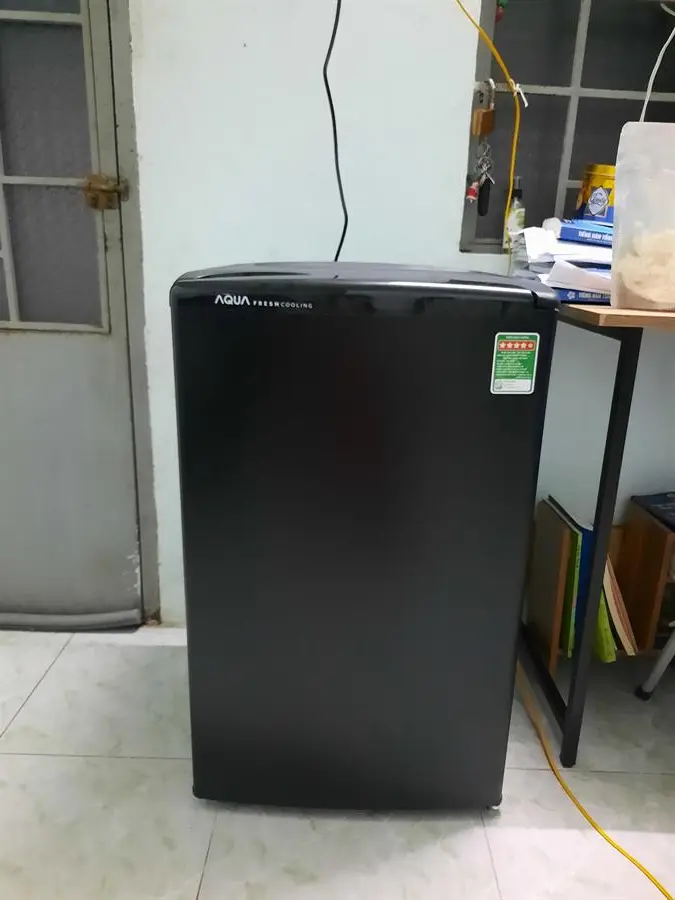 Khách hàng review Tủ lạnh Aqua 90 lít AQR-D99FA(BS) 62