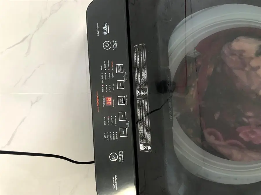 Khách hàng review Máy giặt Aqua 9.8 kg AQW-FR98GT.BK 12