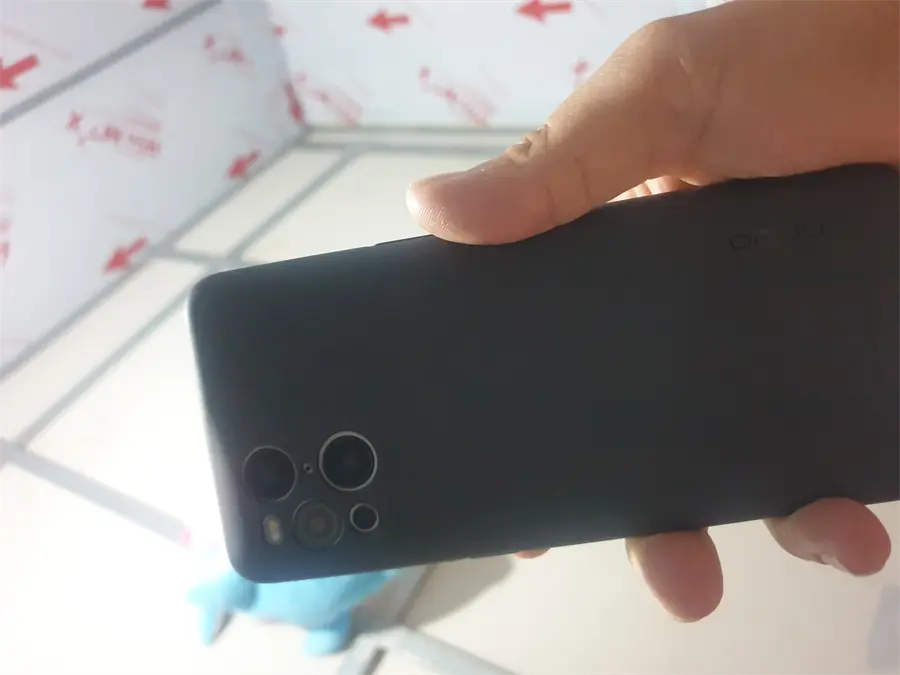 Khách hàng review Điện thoại OPPO Find X3 Pro 5G 1