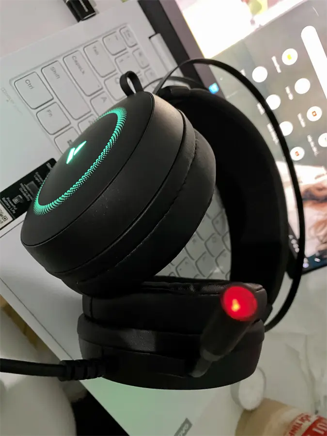 Khách hàng review Tai nghe Chụp Tai Gaming Rapoo VH160 5